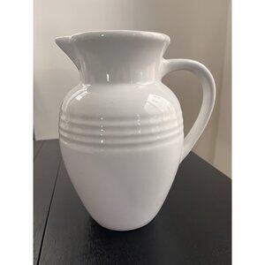 Le Creuset Stoneware White Juice Pitcher Water Jug Farmhouse Ceramic 72 oz 9"